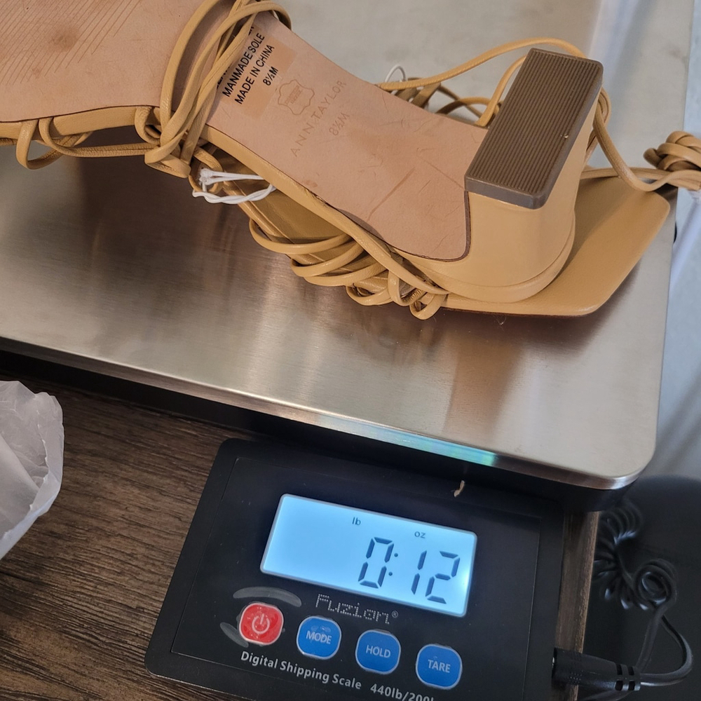 NWOT Ann Taylor Women's Knotted Leather Strappy Sandals Beige Size 8.5 - Picture 13 of 13